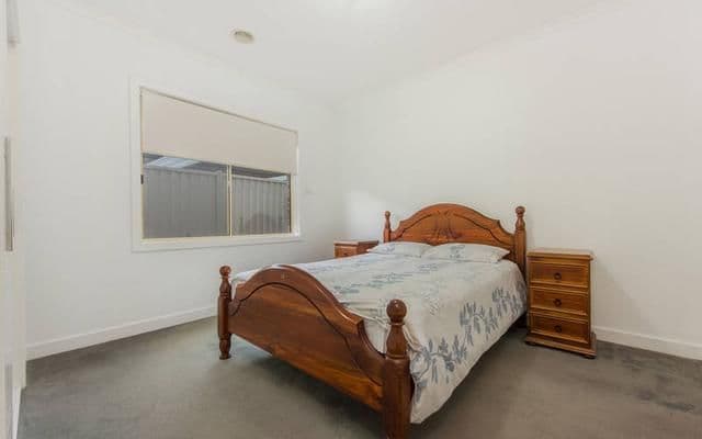 14 Abbington Crescent, Caroline Springs VIC 3023, Caroline Springs - Thumbnail 7