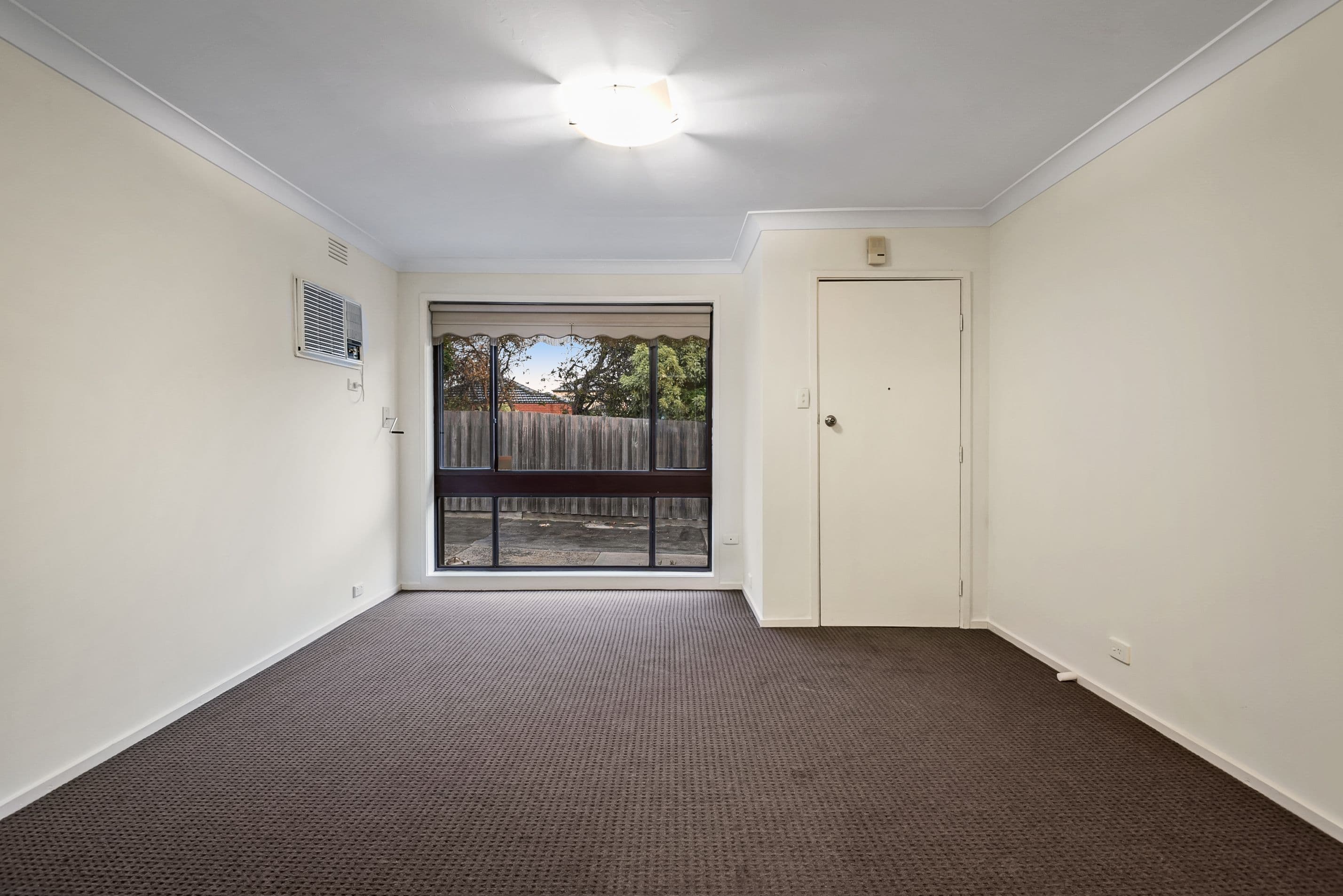18 Duffy Street, Reservoir VIC 3073, Reservoir - Thumbnail 3