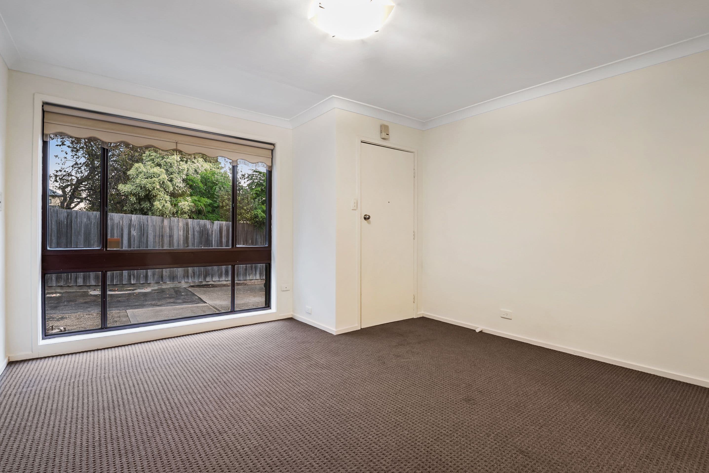 18 Duffy Street, Reservoir VIC 3073, Reservoir - Thumbnail 4