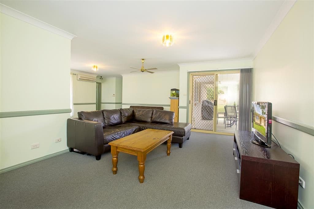 10 Oriole Street, GLENMORE PARK NSW 2745, Glenmore Park - Thumbnail 2