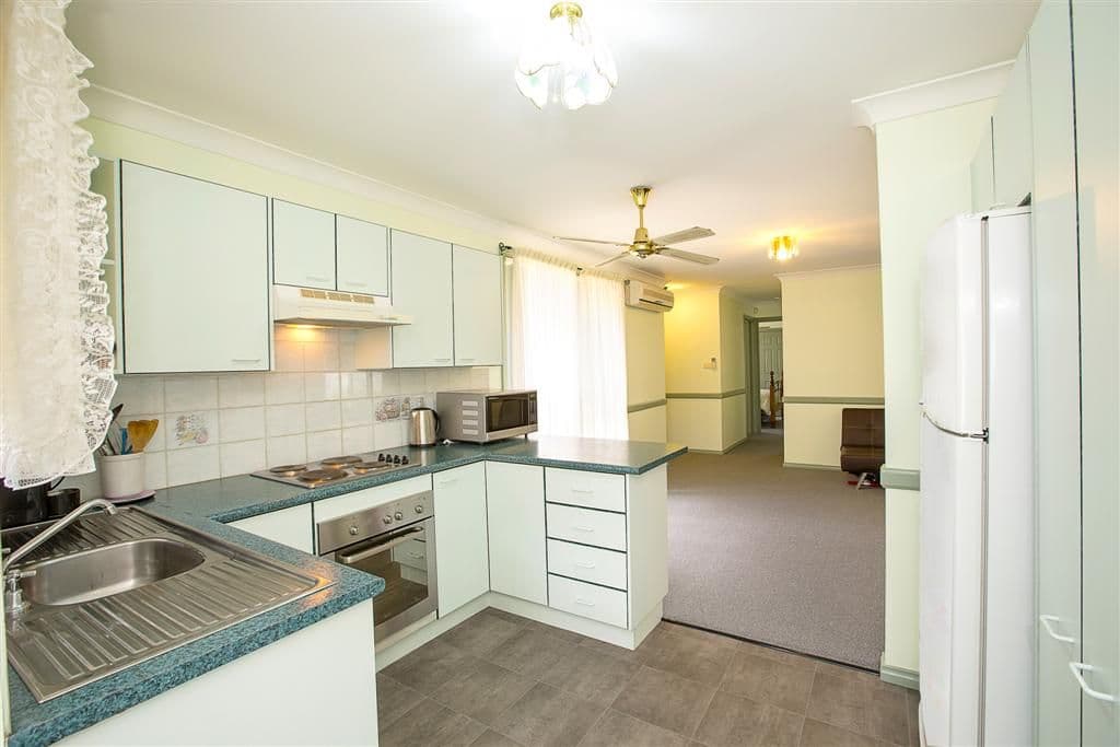 10 Oriole Street, GLENMORE PARK NSW 2745, Glenmore Park - Thumbnail 3