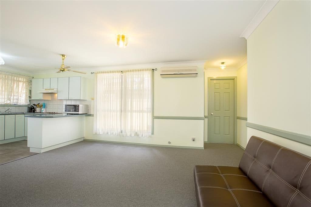 10 Oriole Street, GLENMORE PARK NSW 2745, Glenmore Park - Thumbnail 5