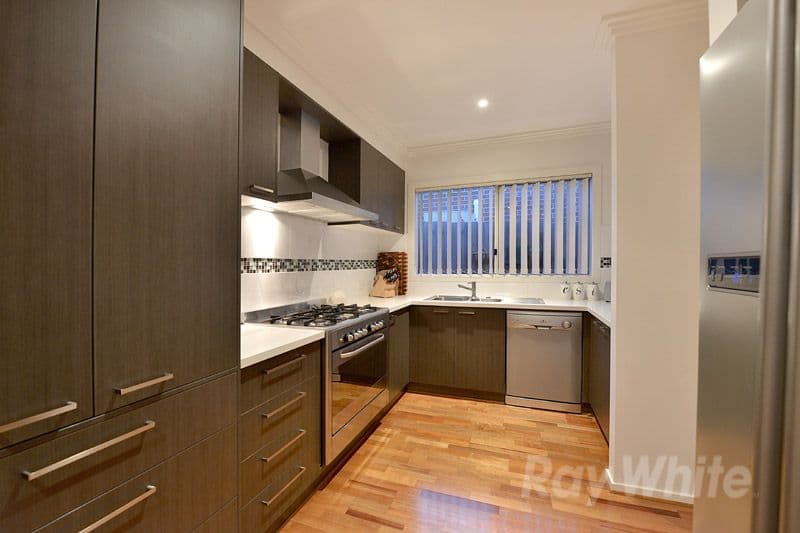 23 Treerise Boulevard, FERNTREE GULLY VIC 3156, Ferntree Gully - Thumbnail 3