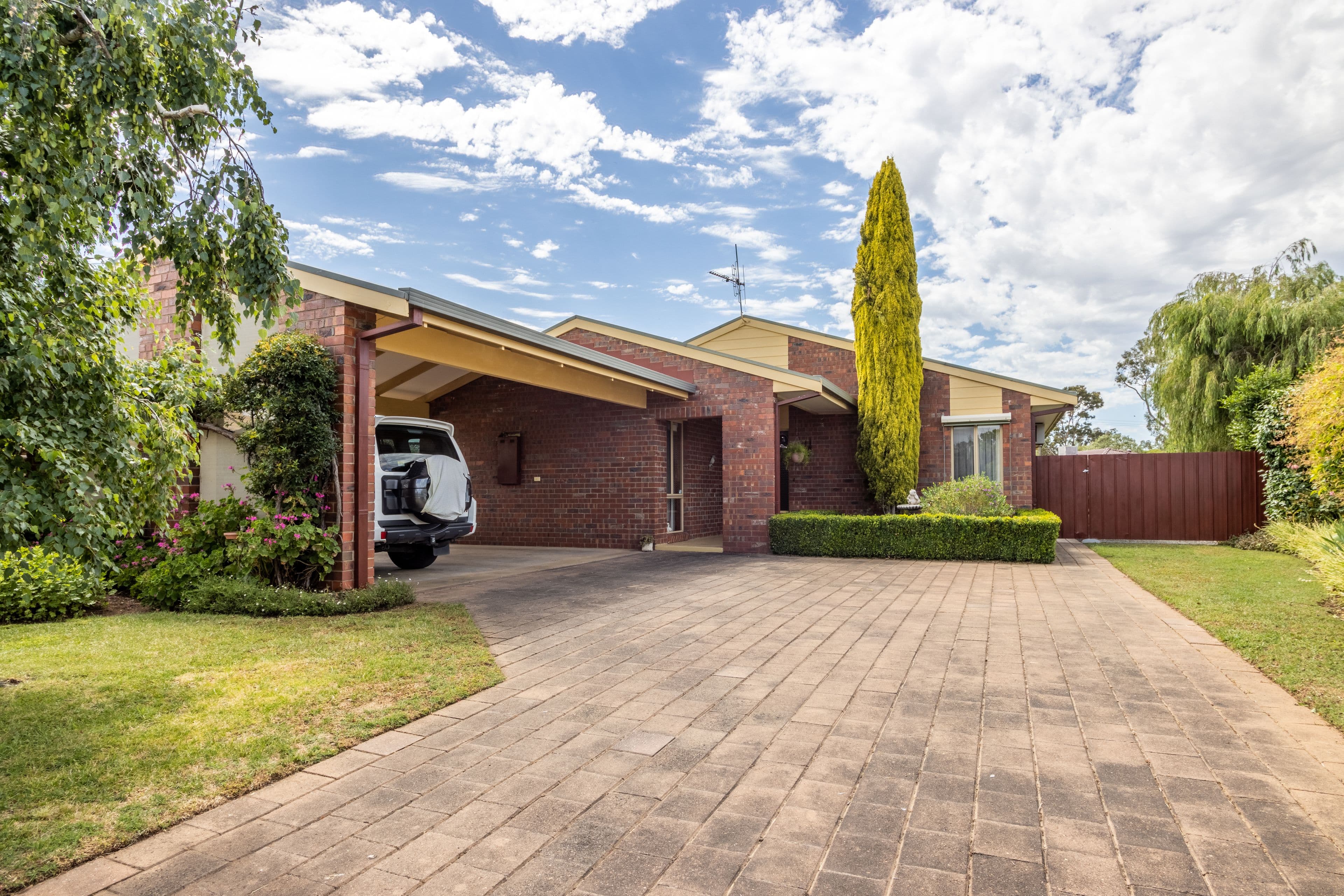 31 Latimer Street, Benalla VIC 3672, Benalla - Image 1