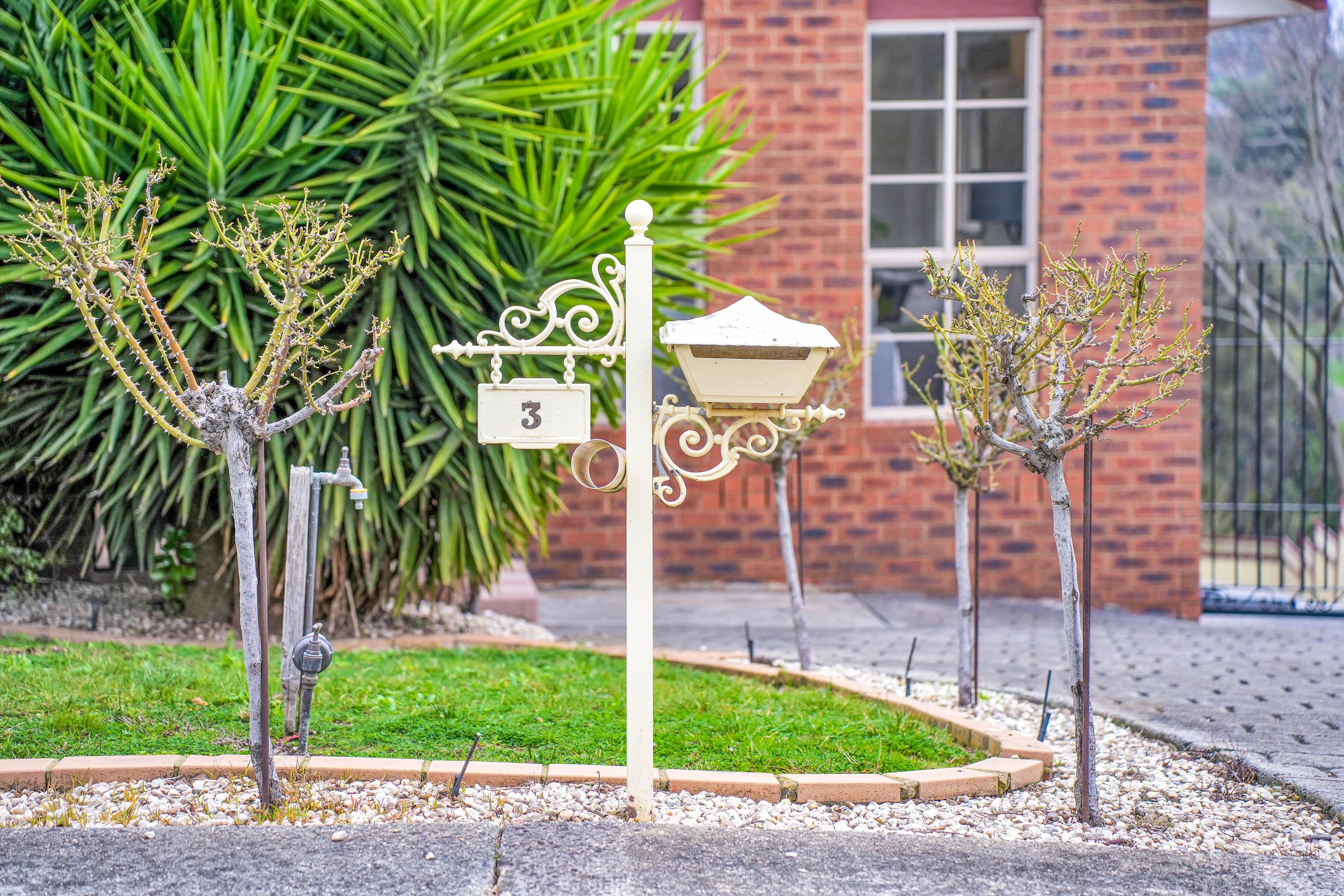 3 Tindale Court, Attwood VIC 3049, Attwood - Thumbnail 2