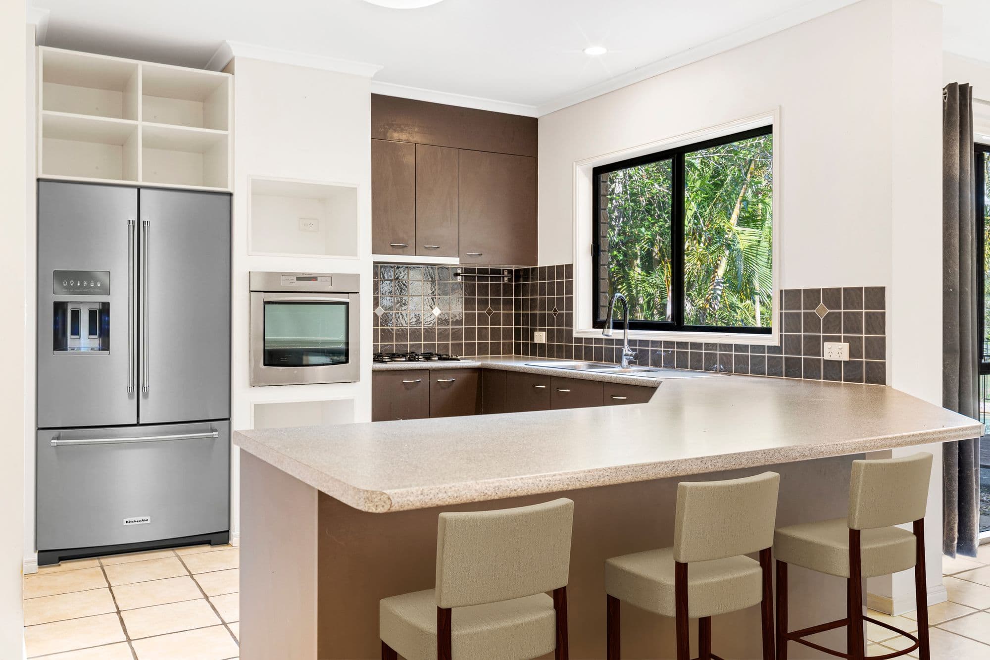 62 Showgrounds Drive, Highvale QLD 4520, Highvale - Thumbnail 4