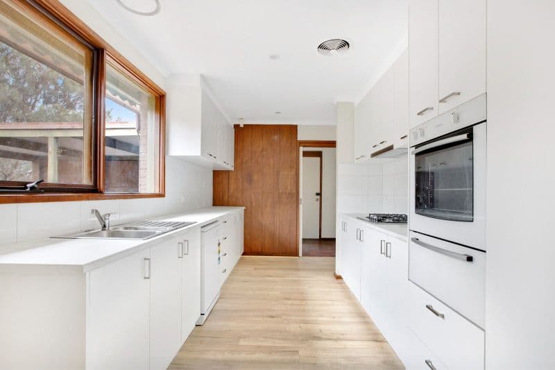 31 Golf Links Road, Frankston VIC 3199, Frankston - Thumbnail 4
