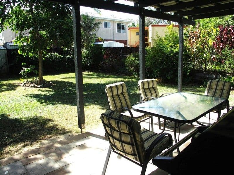 12 Broadwater Avenue, MAROOCHYDORE QLD 4558, Maroochydore - Thumbnail 2