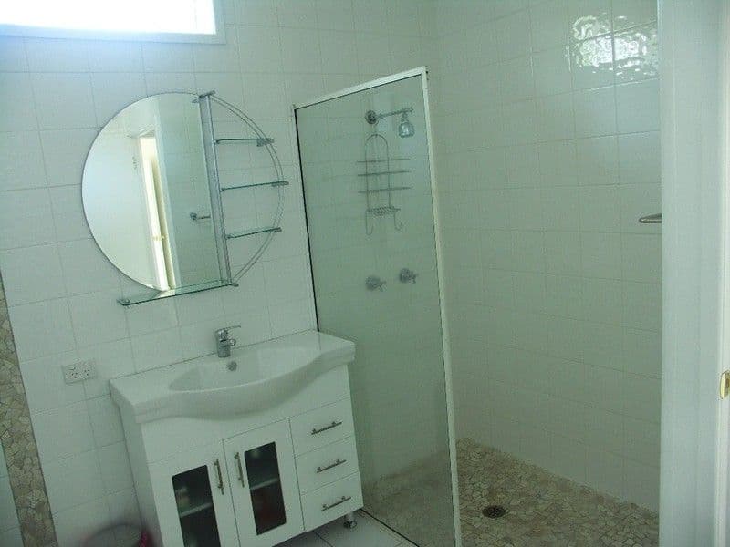 12 Broadwater Avenue, MAROOCHYDORE QLD 4558, Maroochydore - Thumbnail 6