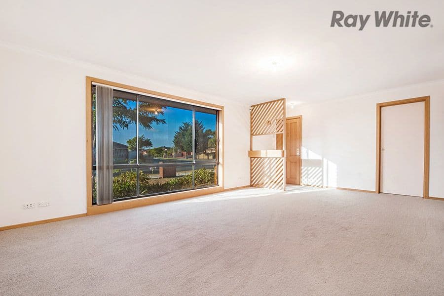 2 Young Court, Delahey VIC 3037, Delahey - Thumbnail 3