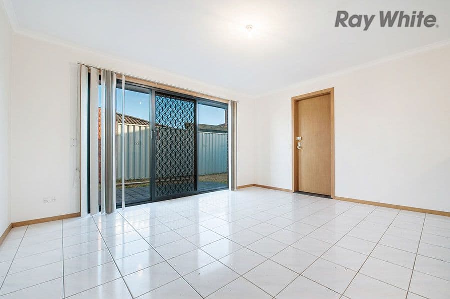 2 Young Court, Delahey VIC 3037, Delahey - Thumbnail 5