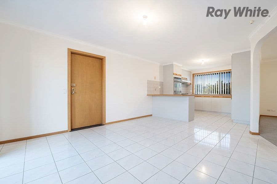 2 Young Court, Delahey VIC 3037, Delahey - Thumbnail 6