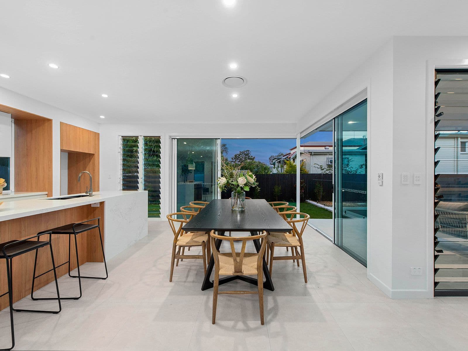 8 Blackwood Street, Sherwood QLD 4075, Sherwood - Thumbnail 2