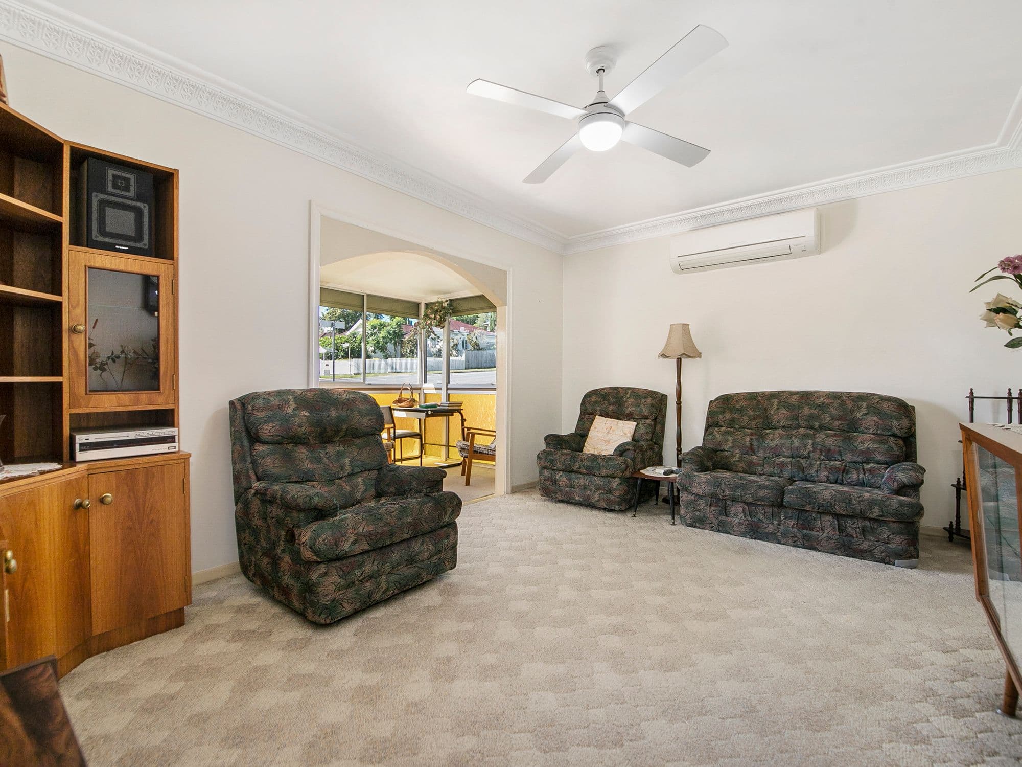 74 Marshall Road, Holland Park West QLD 4121, Holland Park West - Thumbnail 3