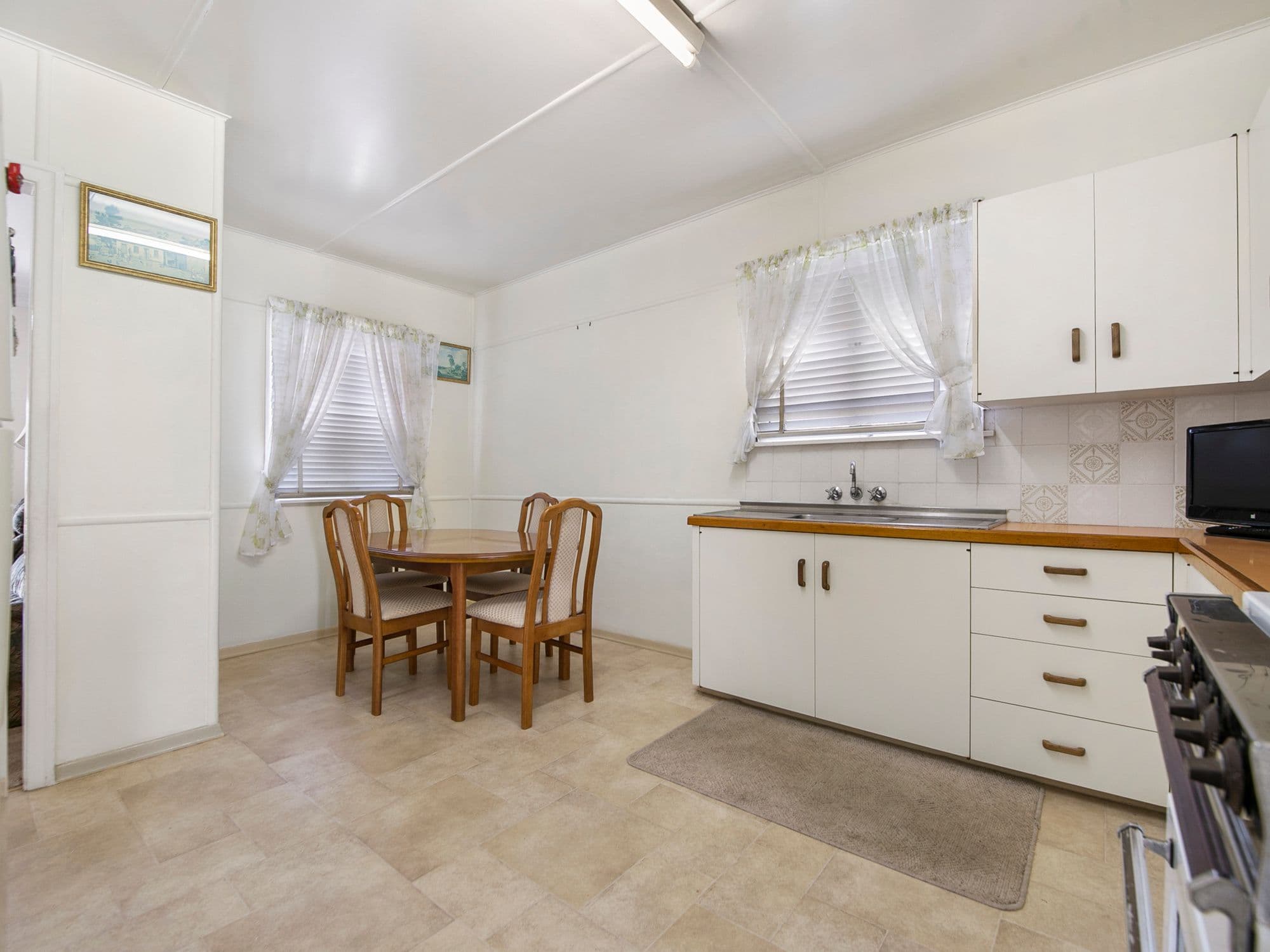 74 Marshall Road, Holland Park West QLD 4121, Holland Park West - Thumbnail 6