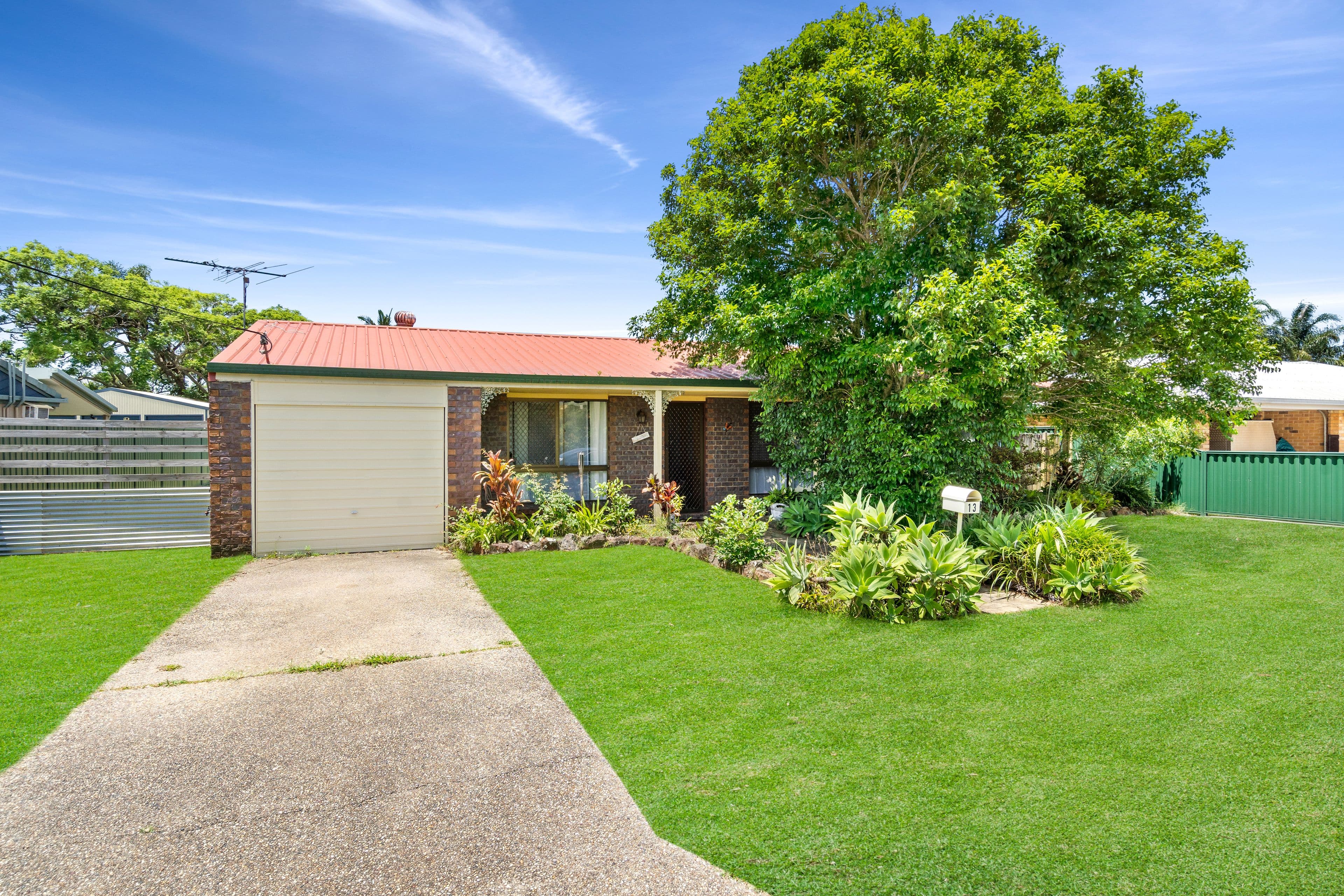 13 Wisteria Court, Victoria Point QLD 4165, Victoria Point - Thumbnail 2