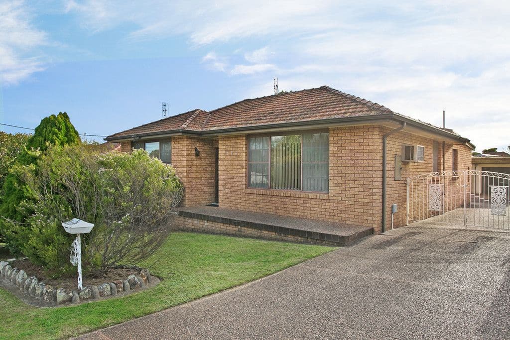 12 Hiland Crescent, East Maitland NSW 2323, East Maitland - Image 1