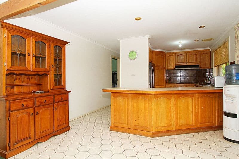 3 James Ruse Court, MILL PARK VIC 3082, Mill Park - Thumbnail 2