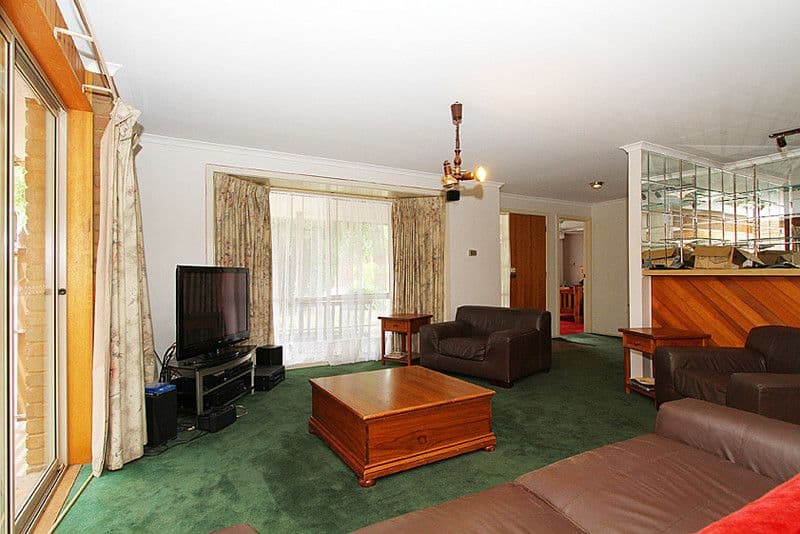 3 James Ruse Court, MILL PARK VIC 3082, Mill Park - Thumbnail 4