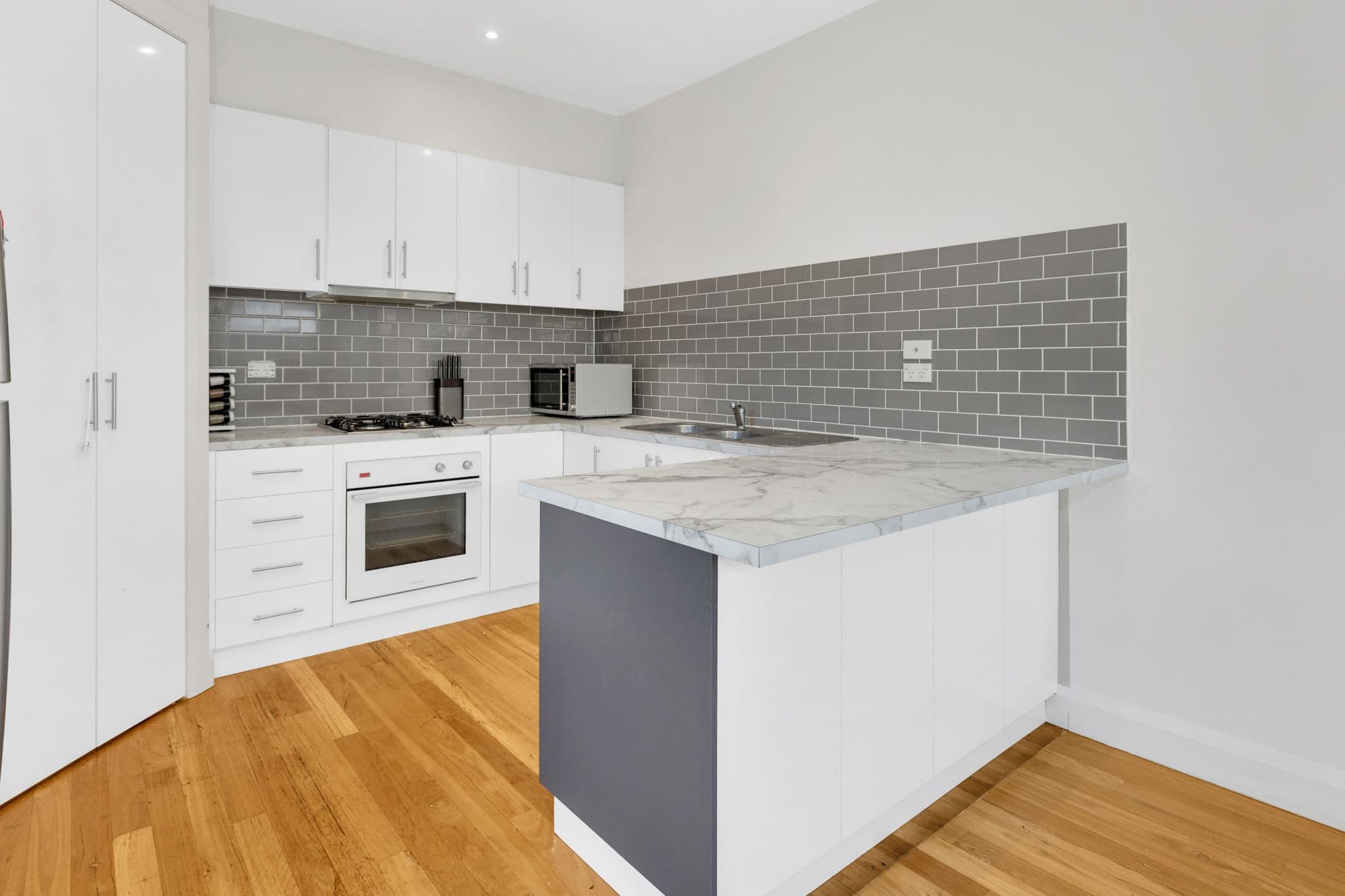 16 Montana Drive, Werribee VIC 3030, Werribee - Thumbnail 3