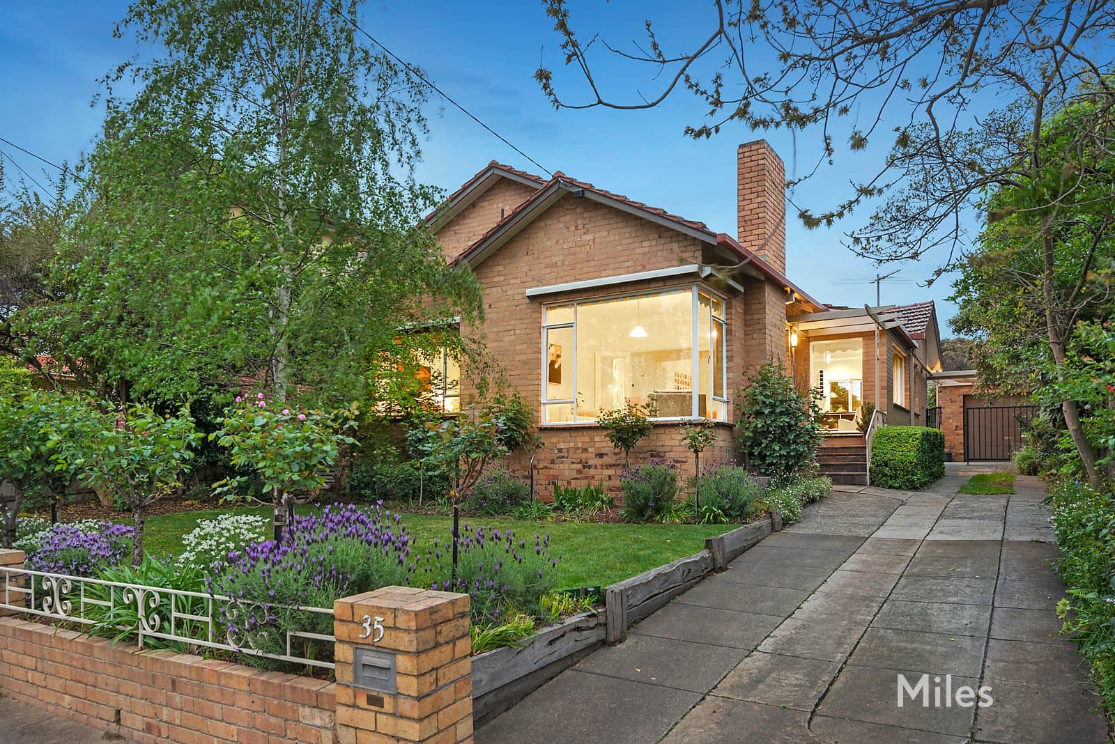 35 Mountain View Parade, Rosanna, Rosanna - Thumbnail 3
