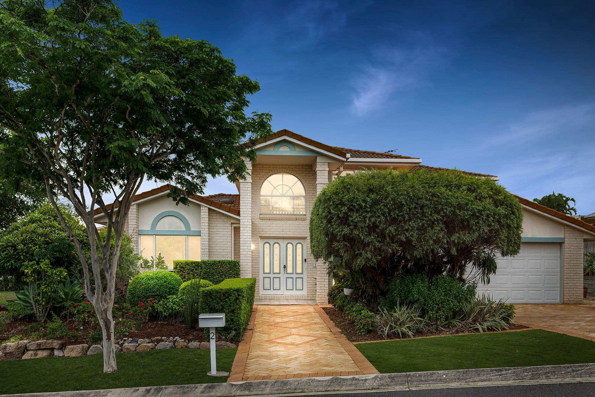 2 Hopetoun Close, Carindale QLD 4152, Carindale - Image 1