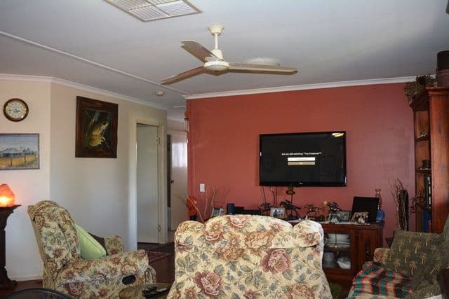 92 Rose Street, Blackall QLD 4472, Blackall - Thumbnail 7