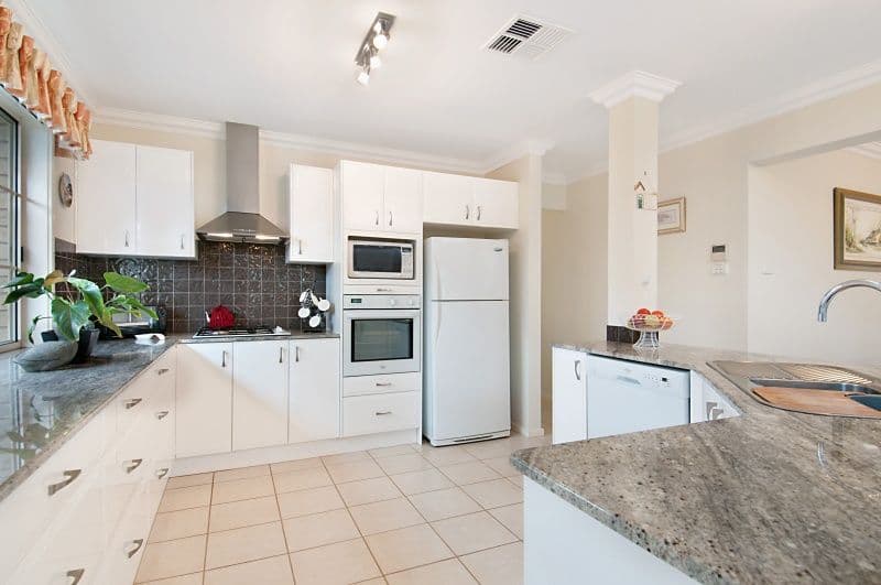 99 Canterbury Drive, RAWORTH NSW 2321, Raworth - Thumbnail 4