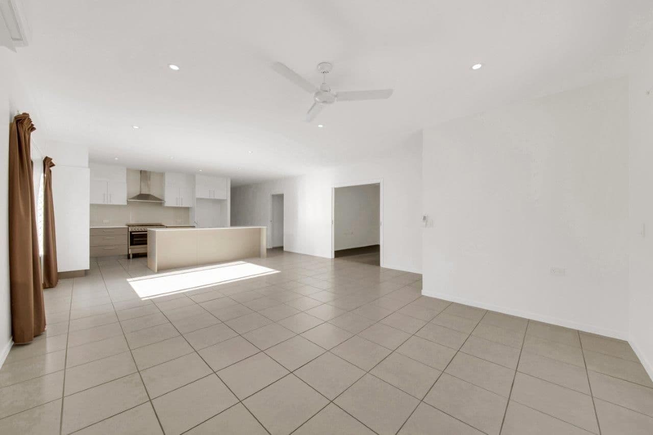 16 Telopea Place, New Auckland QLD 4680, New Auckland - Thumbnail 5