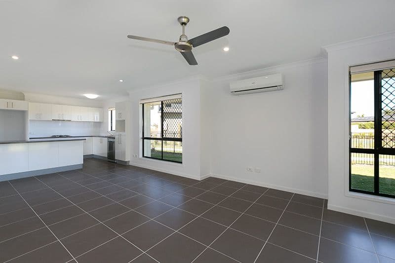 29 Honeyeater Crescent, Dakabin QLD 4503, Dakabin - Thumbnail 2