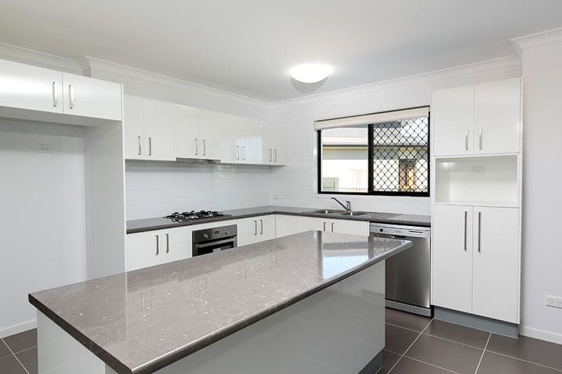 29 Honeyeater Crescent, Dakabin QLD 4503, Dakabin - Thumbnail 3