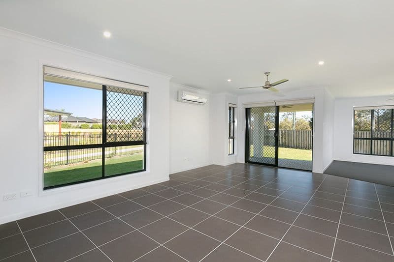 29 Honeyeater Crescent, Dakabin QLD 4503, Dakabin - Thumbnail 4