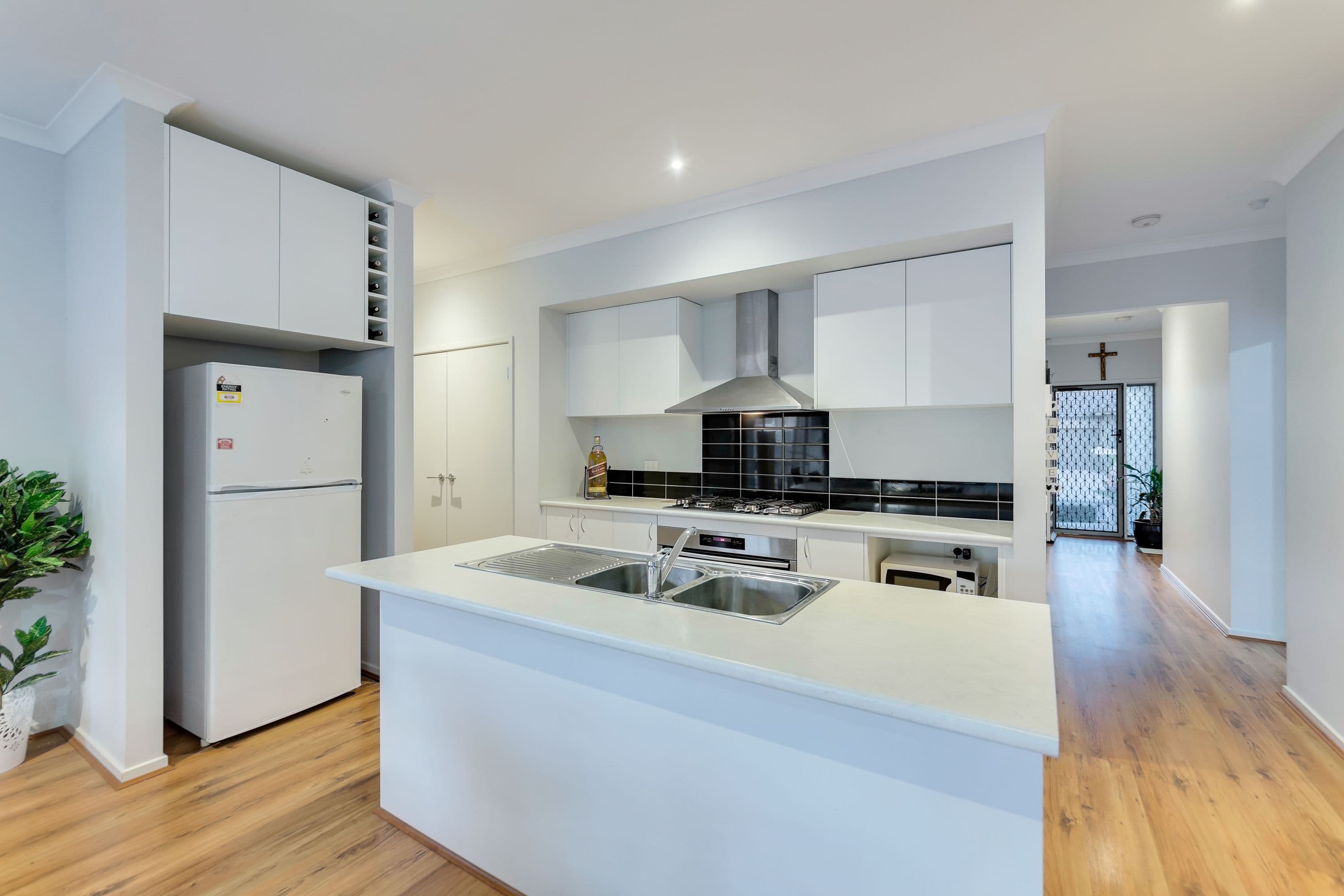 6 Antill Rise, Epping VIC 3076, Epping - Thumbnail 2