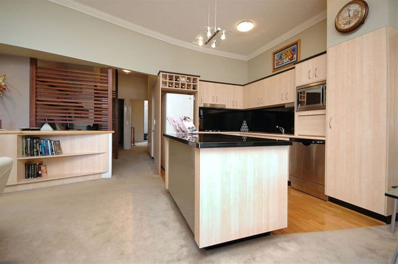 31  Helen Street, TENERIFFE QLD 4005, Teneriffe - Thumbnail 2