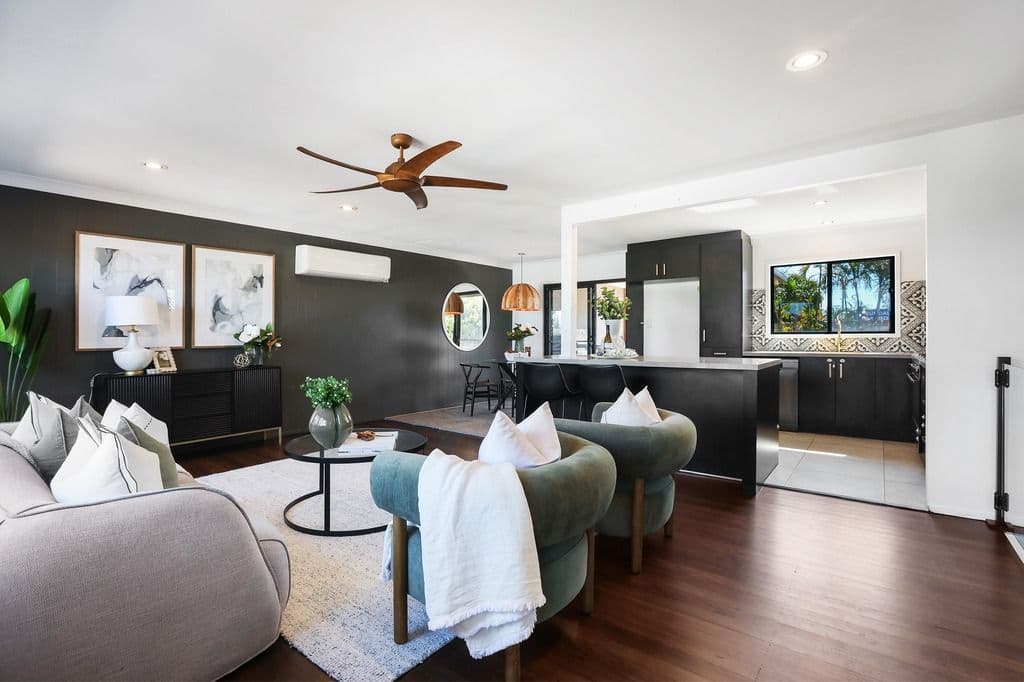 35 Coogeen Street, Sorrento QLD 4217, Sorrento - Thumbnail 5
