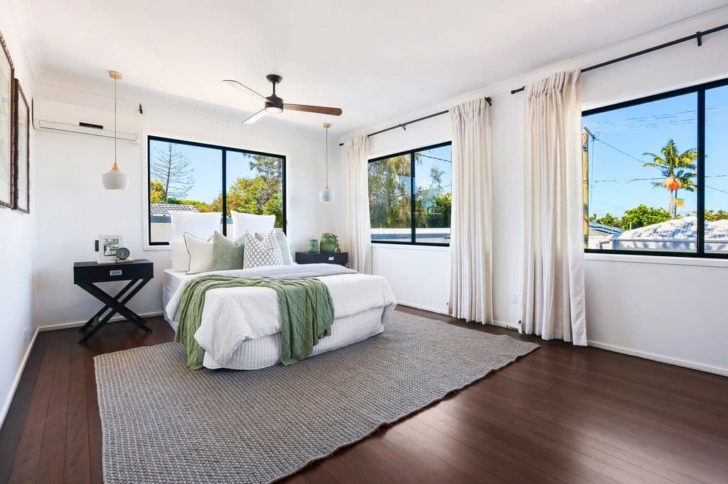 35 Coogeen Street, Sorrento QLD 4217, Sorrento - Thumbnail 7