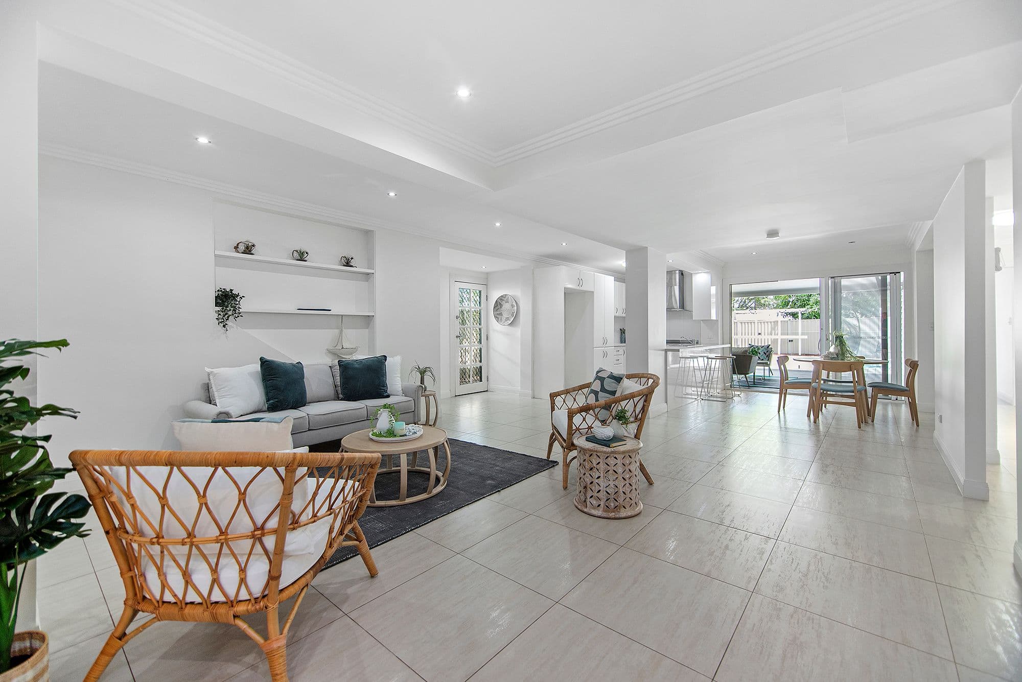 23 Reynolds Avenue, Labrador QLD 4215, Labrador - Thumbnail 3