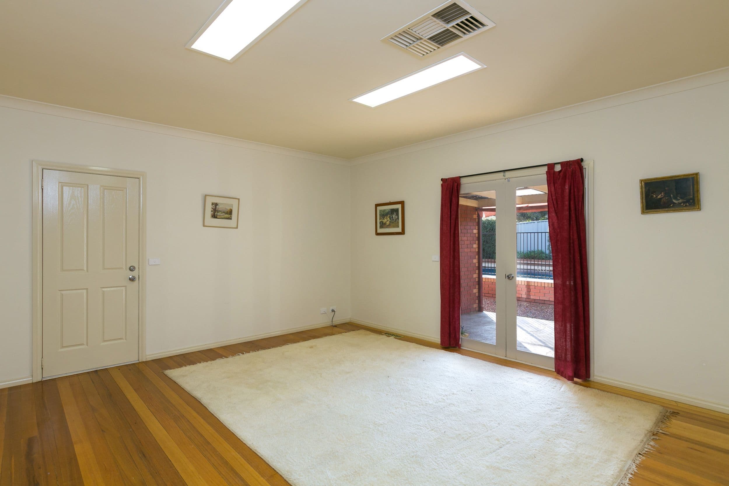 14 Penzance Avenue, Golden Square VIC 3555, Golden Square - Thumbnail 3