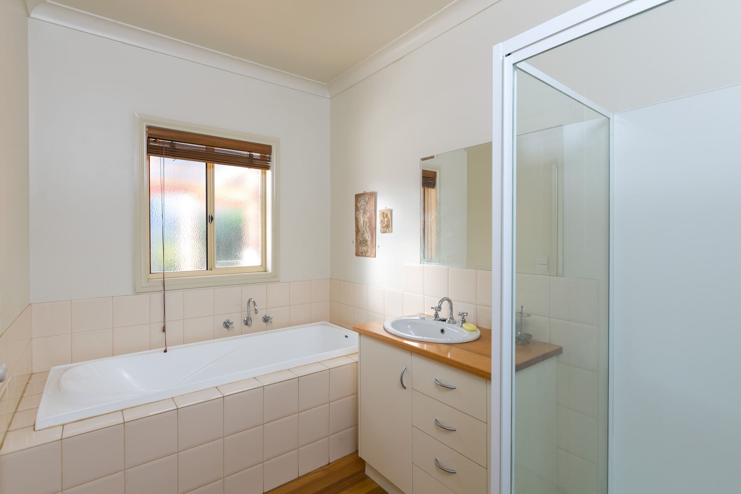 14 Penzance Avenue, Golden Square VIC 3555, Golden Square - Thumbnail 6