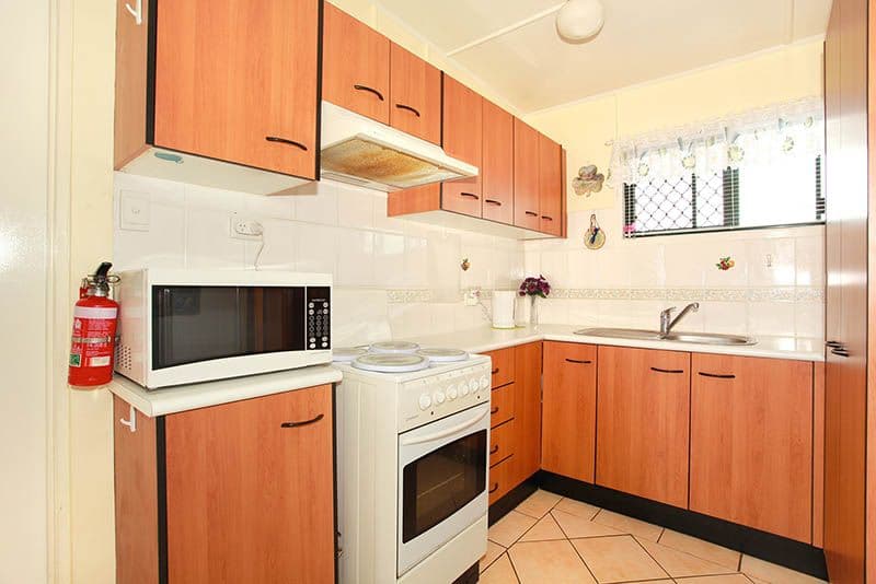 77 Beauvardia Street, CANNON HILL QLD 4170, Cannon Hill - Thumbnail 3