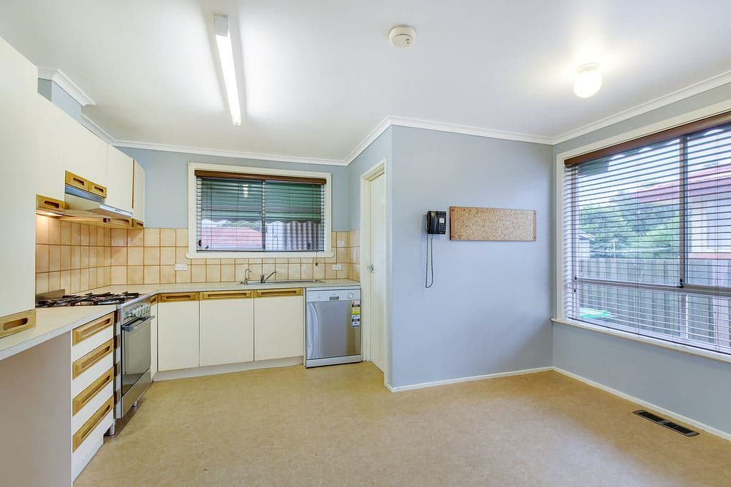 53 Huskisson Avenue, Lalor VIC 3075, Lalor - Thumbnail 3