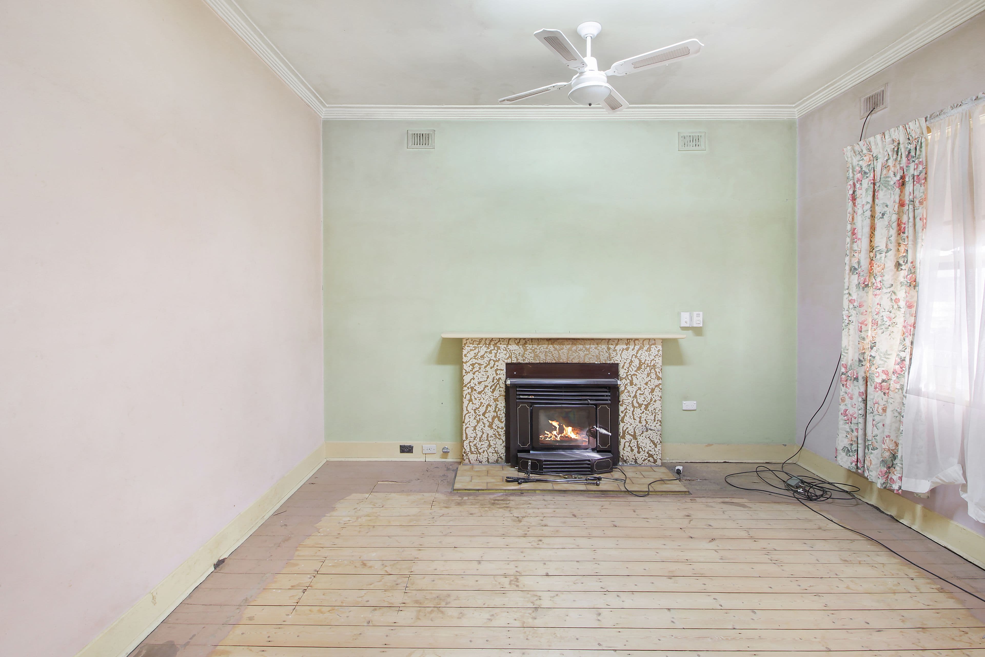 13 Hale Street, Renmark SA 5341, Renmark - Thumbnail 3