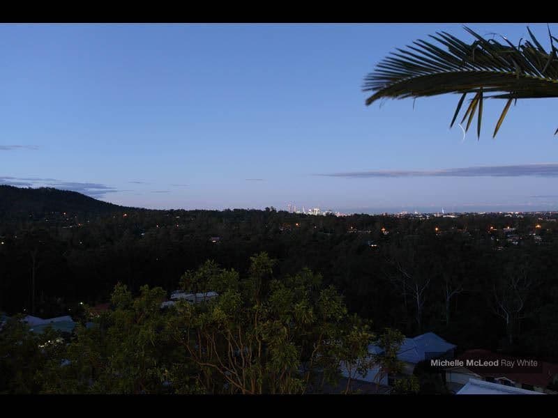 5 Maculata Drive, CHAPEL HILL QLD 4069, Chapel Hill - Thumbnail 5
