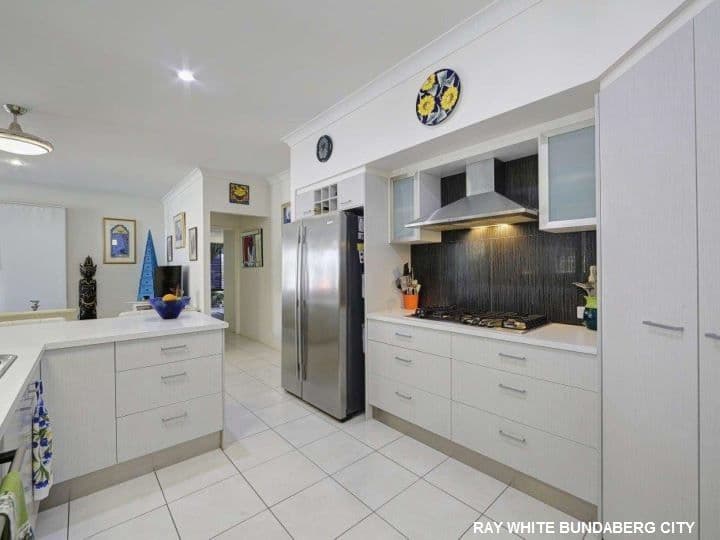 19 Alexander Drive, Moore Park Beach QLD 4670, Moore Park Beach - Thumbnail 6