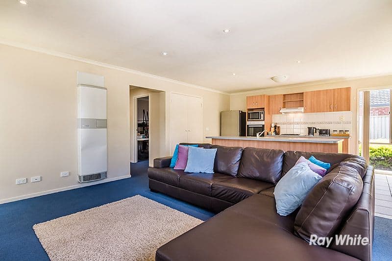 58 Scotsdale Drive, Cranbourne East VIC 3977, Cranbourne East - Thumbnail 6