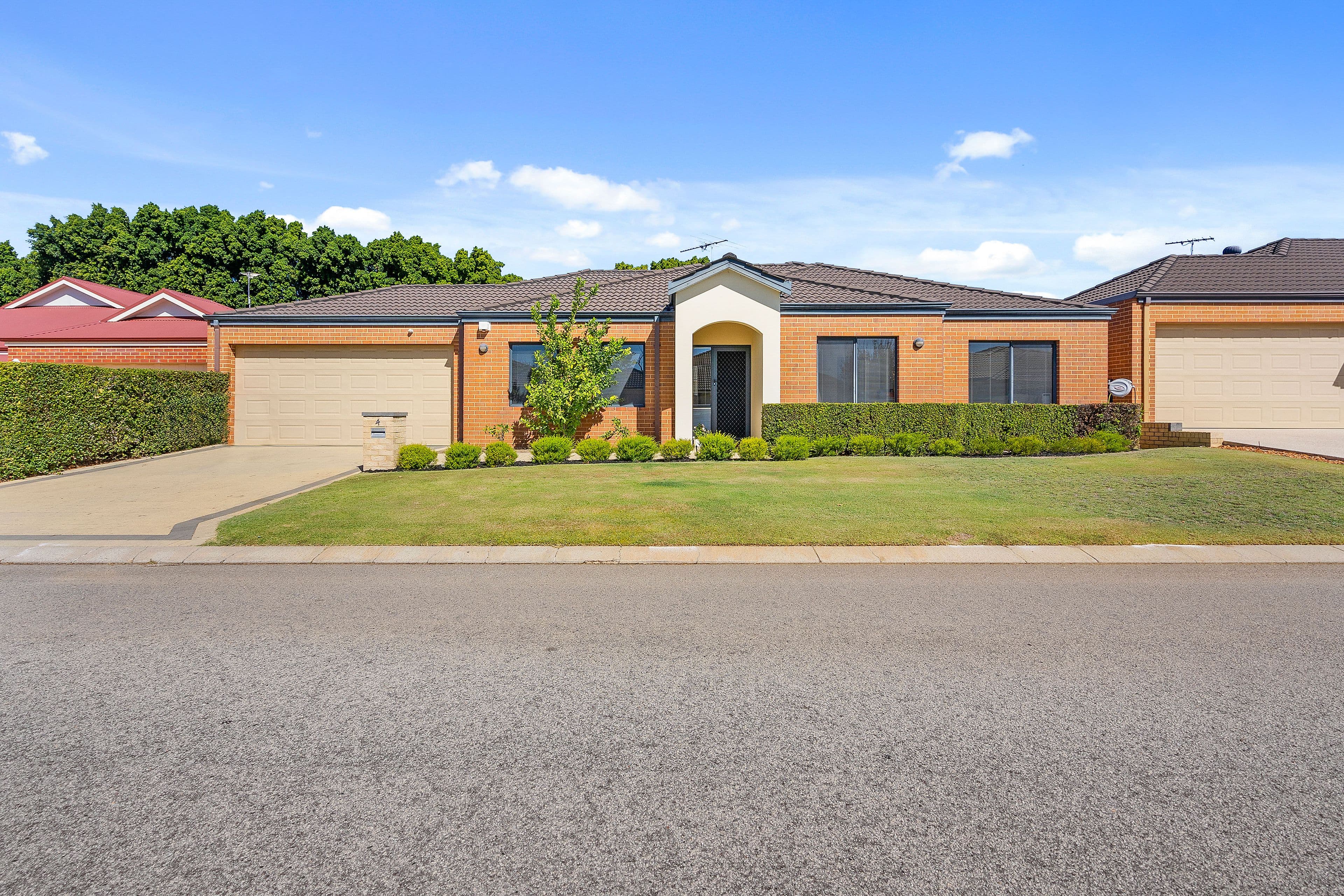 4 Lockeport Approach, Madeley WA 6065, Madeley - Image 1
