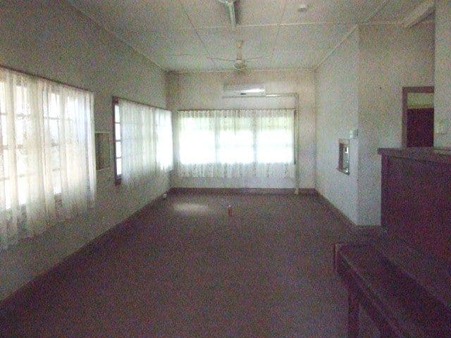 65 Thistle Street, BLACKALL QLD 4472, Blackall - Thumbnail 5