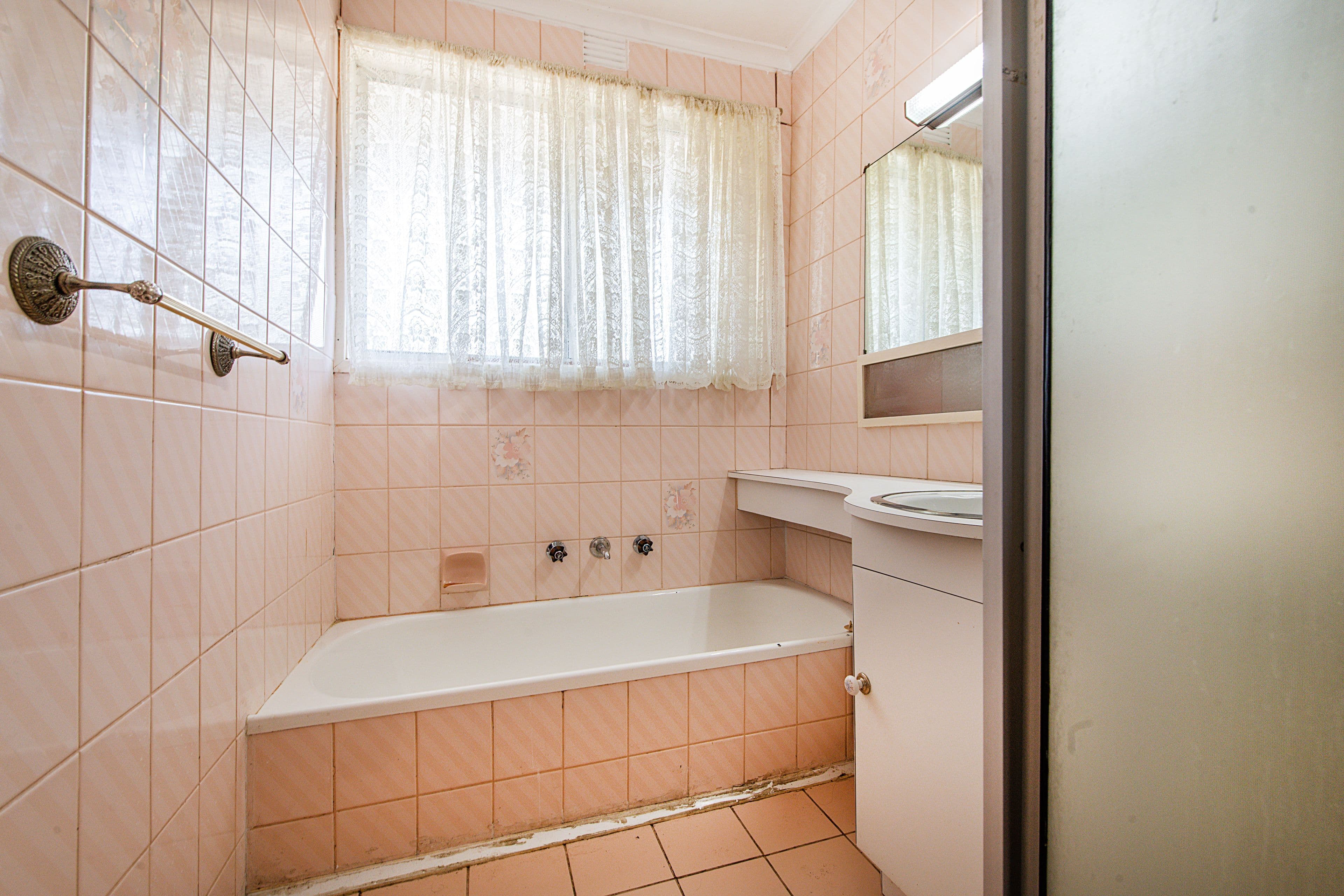 12 Dobson Street, Ferntree Gully VIC 3156, Ferntree Gully - Thumbnail 8