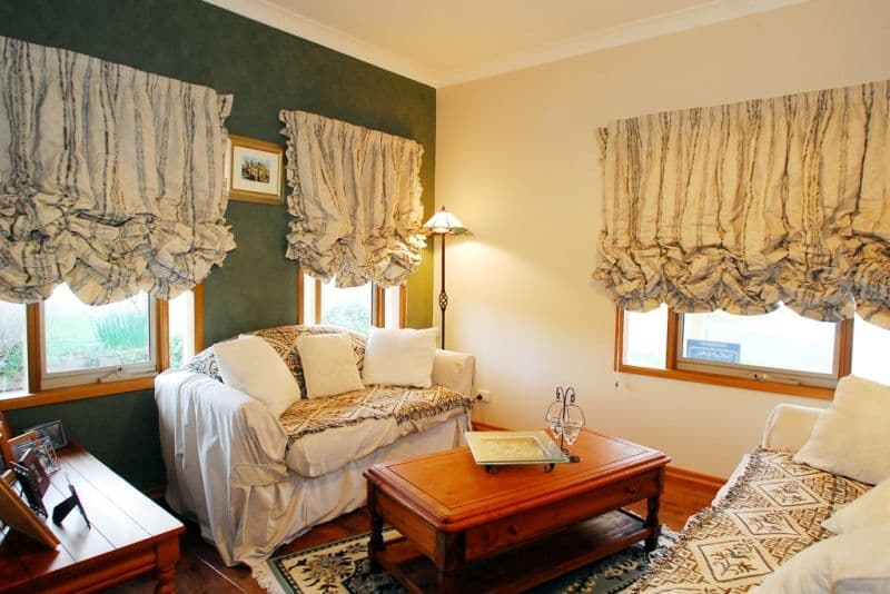 1 Basano Retreat, BERWICK VIC 3806, Berwick - Thumbnail 3