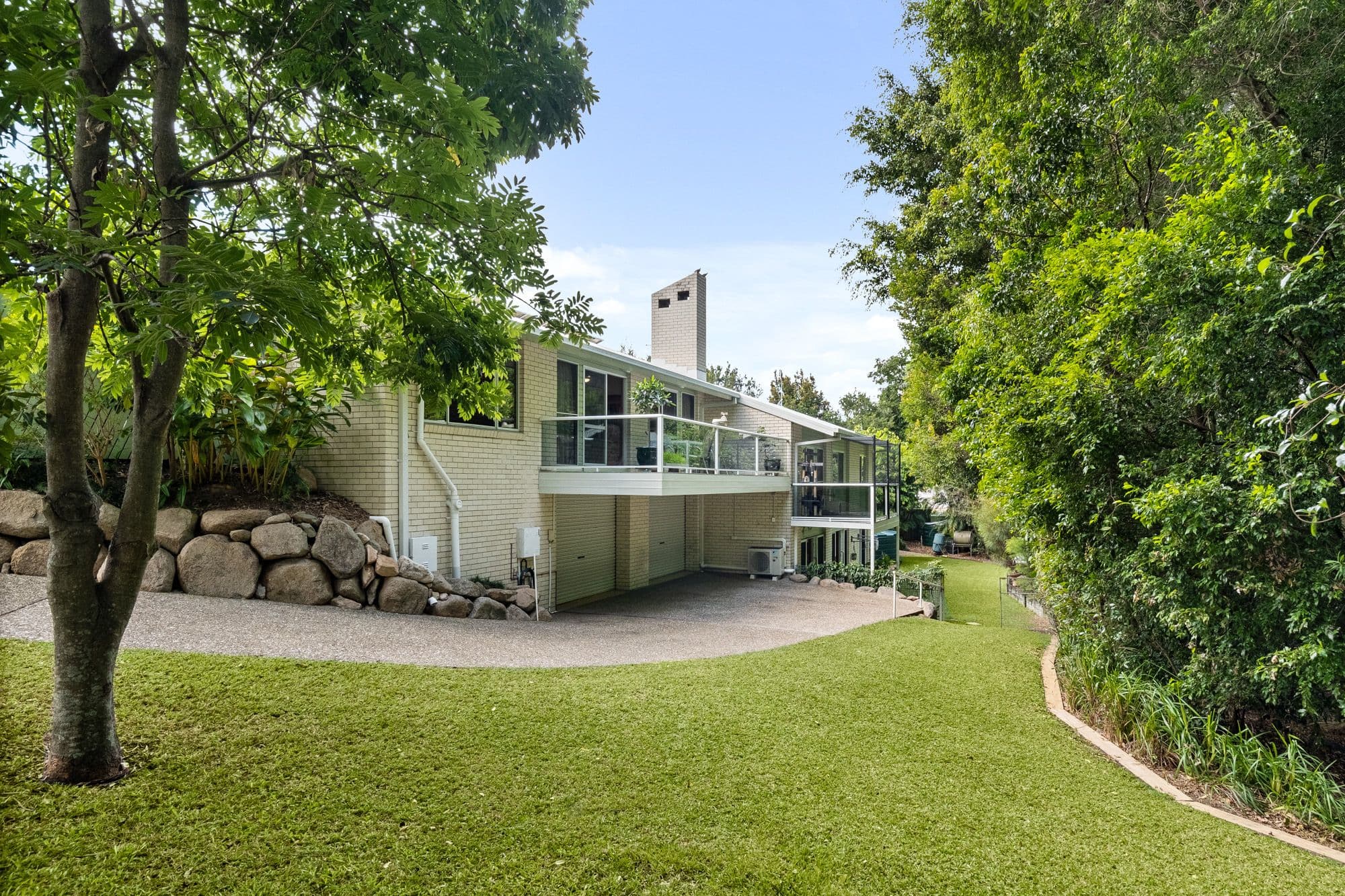 10 Rolfe Street, Corinda QLD 4075, Corinda - Image 1